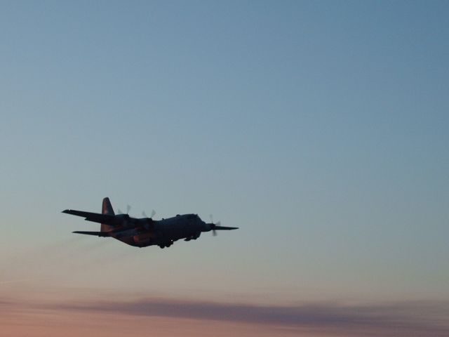 Lockheed C-130 Hercules —
