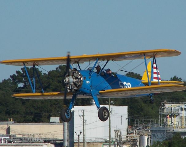 Piper Cherokee (N1423M) - Coming down for landing in Laurel.