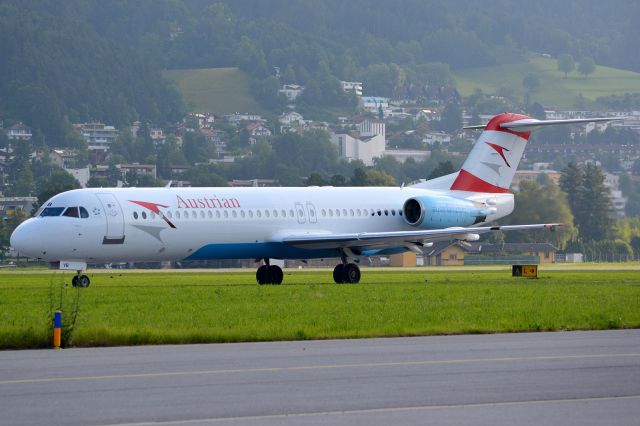 Fokker 100 (OE-LVB)