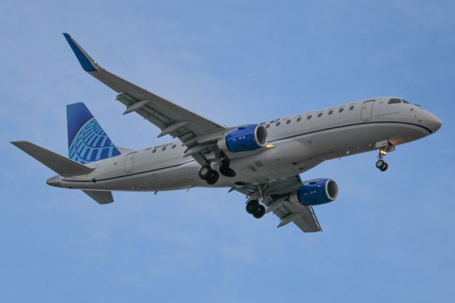 Embraer 175 (N606UX) - Arriving From IAH 12/27/19