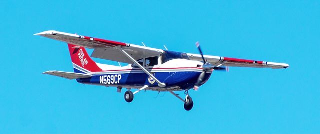 Cessna Skylane (N569CP) - N569CP Cessna 182T Skylane Civil Air Patrol -North Las Vegas Airport  KVGT, VGTbr /Photo: Tomás Del Corobr /November 4, 2021 