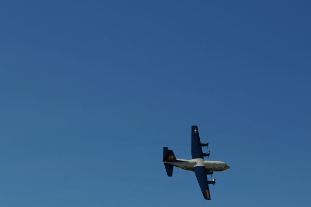 Lockheed C-130 Hercules (16-4763)