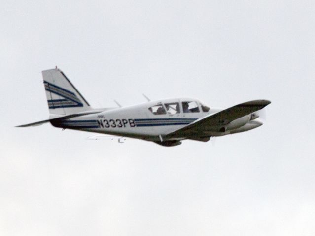 Piper Aztec (N333PB) - Oshkosh 2013!