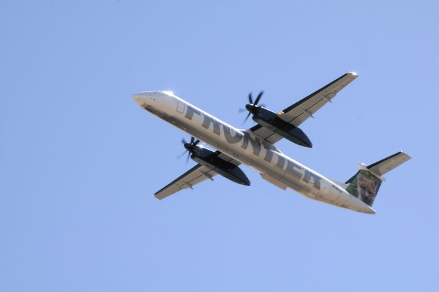 de Havilland Dash 8-100 (N505LX)