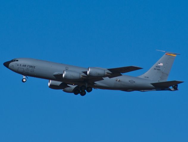 Boeing C-135FR Stratotanker (58-0128)