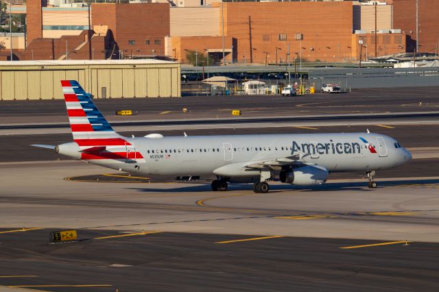 Airbus A321 (N535UW) - Spotted from Terminal 3 parking garage, level 8, at KPHX on November 14, 2020