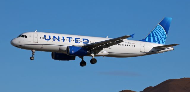 Airbus A320 (N412UA) - Presently in the air enroute back to Denver, UA's N412UA was captured here just two and a half hours ago as it was arriving from KDEN and on very short final to RNO's runway 34L.