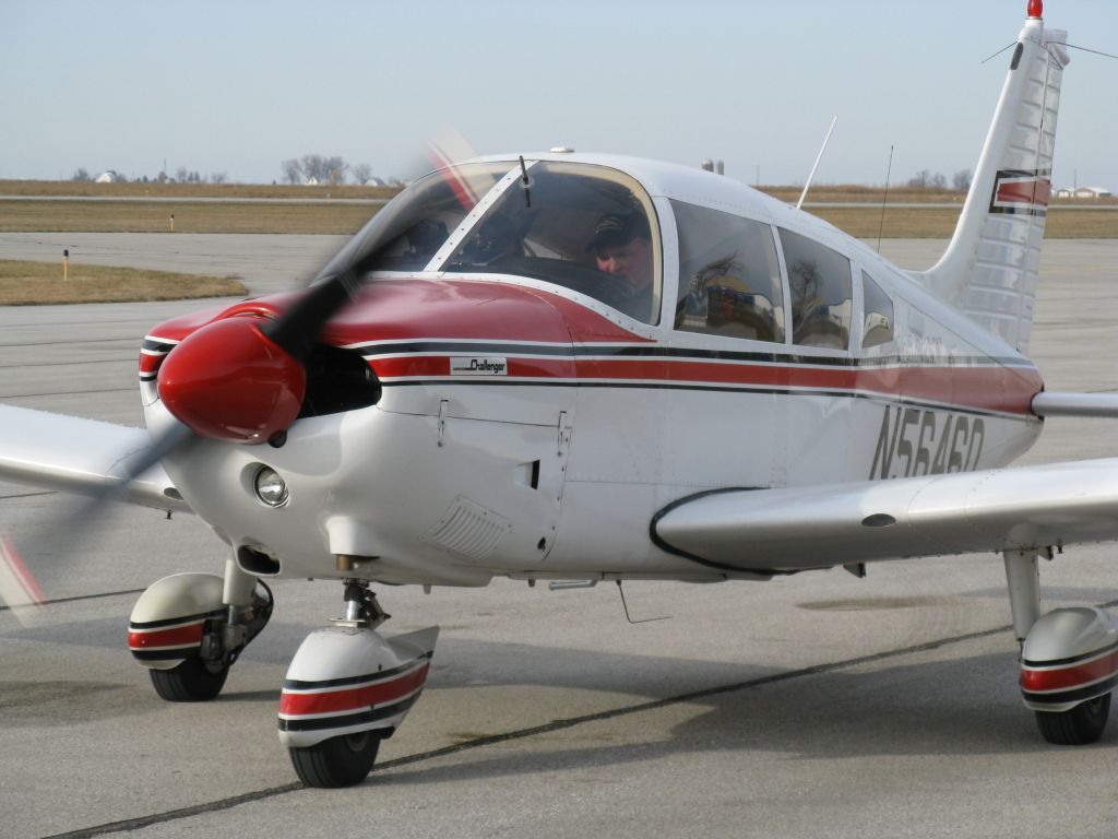 Piper Cherokee (N56460)