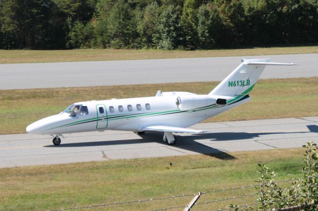 Cessna Citation CJ2+ (N613LB) - Nice colors!
