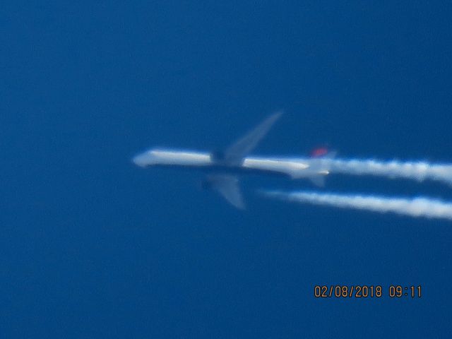 BOEING 767-400 (N840MH)