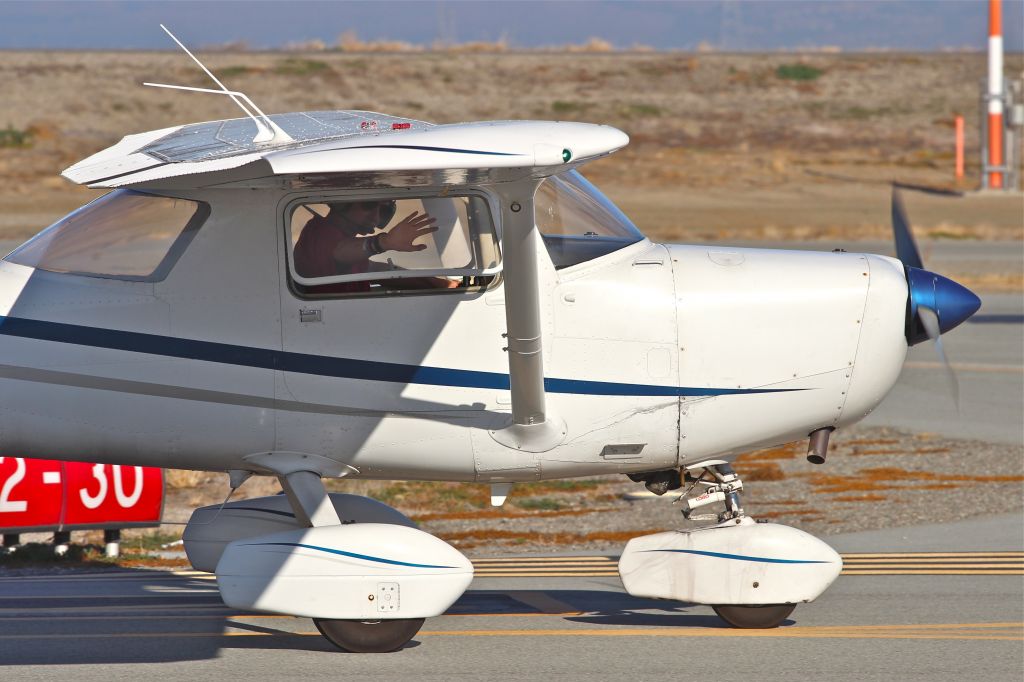 Cessna 152 (N67651)