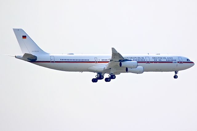 Airbus A340-600 —