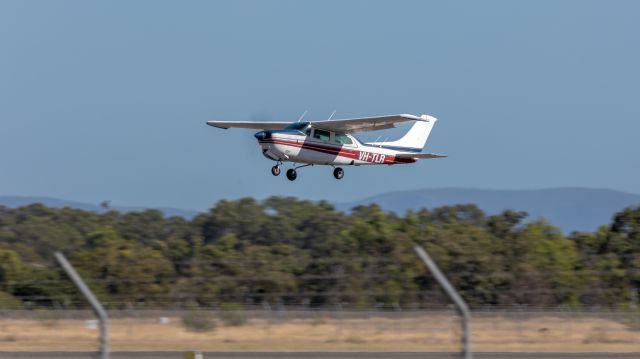 Cessna Centurion (VH-TLR)