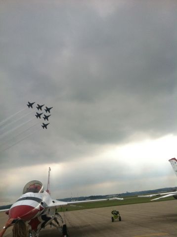 Lockheed F-16 Fighting Falcon — - Blue Angels doing a flyby Battle Creek where the Thunderbirds just finished up there performance earlier.