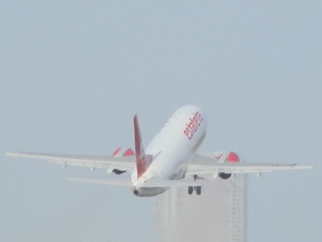 BOEING 737-300 (XA-GGB)