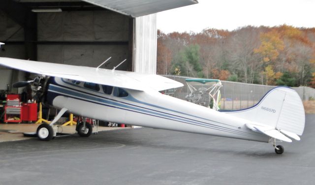 Cessna LC-126 (N6857D) - Cessna 195 in Orange, MA 11-4-17