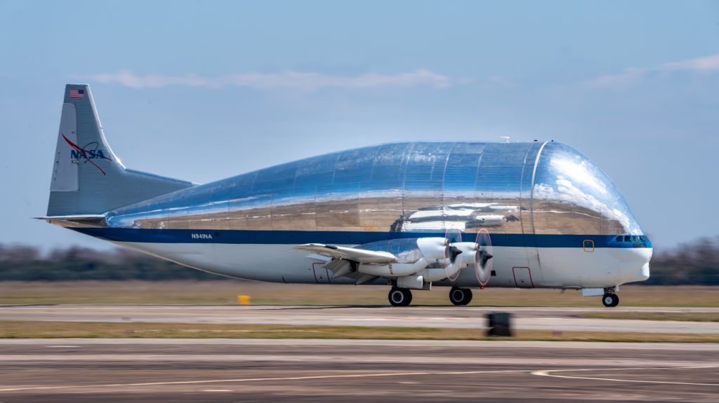 N941NA — - NASA's lone B-377SG Super Guppy lands at KEFD on 3/8/2021 from Wichita