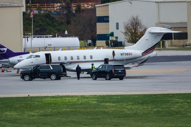 Canadair Challenger 350 (N738QS) - N738QS is a 2017 Bombardier Challenger 350 seen here arriving at the Signature FBO awaiting the passengers to deplane after arriving at Atlanta's PDK executive airport. I shot this with a Canon 500mm lens. Camera settings were 1/1600 shutter, F4, ISO 1000. Please check out my other photography. Votes and positive comments are always appreciated. Questions about this photo can be sent to Info@FlewShots.com