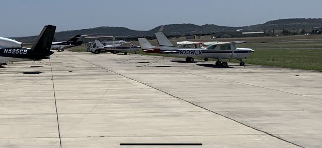 Cessna Skyhawk (N338LA)