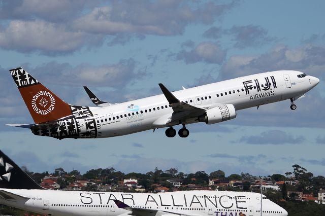 Boeing 737-800 (DQ-FJM) - on 3 December 2017