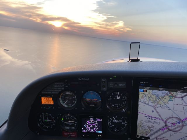 Cirrus SR-20 (N243CD) - Climbing out over Pamlico Sound after a nice dinner on Ocracoke Island, NC (W95).