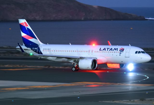 Airbus A320neo (CC-BHE) - On delivery flight a new A320 Neo for LATAM Chile.