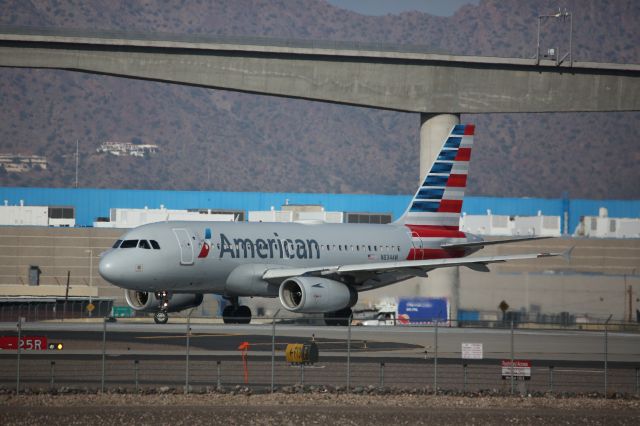 Airbus A319 (N834AW)