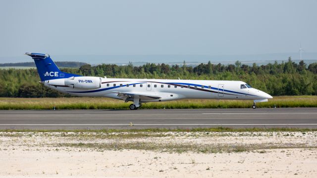 Embraer ERJ-145 (PH-DWA)