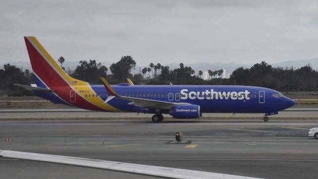 Boeing 737-800 (N8571Z) - Taxiing to gate at LAX