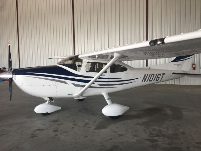 Cessna Skylane (N1016T)