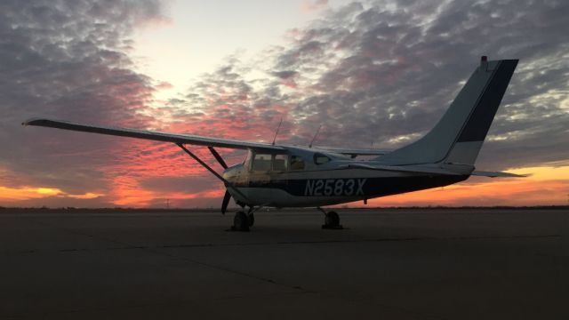 Cessna 206 Stationair (N2583X)