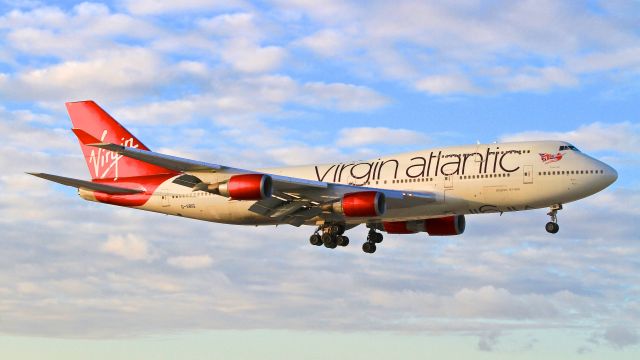 Boeing 747-400 (G-VBIG) - Late afternoon arrival to Rwy 9