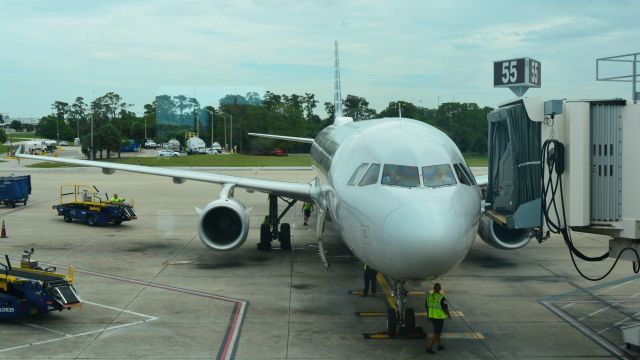 Airbus A321 (N581UW) - 6/10/19