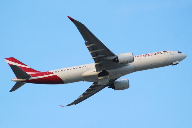 Airbus A330-900 (3B-NBU) - An Air Mauritius A330-900neo taking off from runway 09R at LHR.br /br /Location: Great South-West Road.br /Date: 05.02.23 (dd/mm/yy),