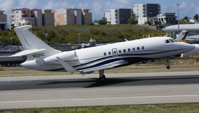 Dassault Falcon 2000 (N33VC)
