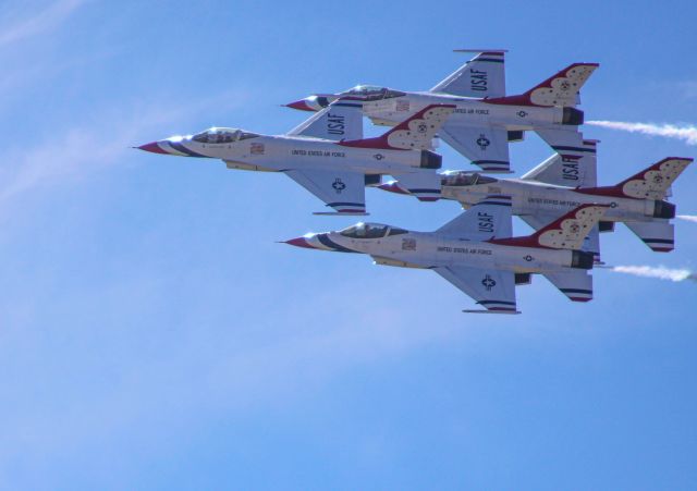 Lockheed F-16 Fighting Falcon — - F16 Thunderbirds performing at Tampa Air Fest Air Show at MacDill Airbase in March 2024.