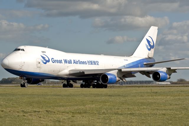 Boeing 747-400 (B-2428)