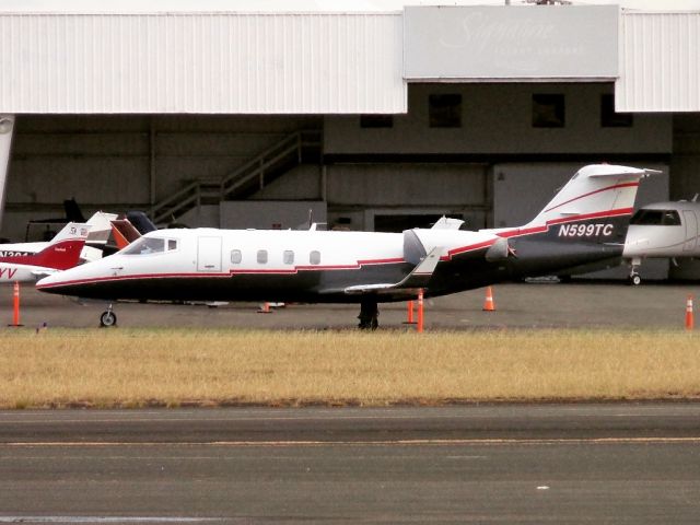 Learjet 55 (N599TC)