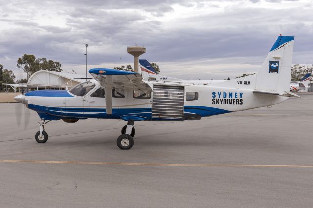 Cessna Caravan (VH-XLV) - Sydney Skydivers (VH-XLV) Cessna 208 Caravan (Supervan 900) at Wagga Wagga Airport