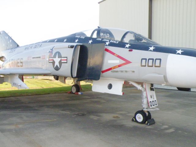 15-3904 — - A Phabulous Phantom (McDonnell Douglas F-4S BuNo.153904) formerly flying with VMFA 321 stands guard at <a href="http://www.aviationky.org/">The Aviation Museum of Kentucky</a> at Bluegrass Airport (KLEX).