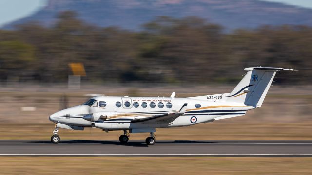 Beechcraft Super King Air 300 (A32670)