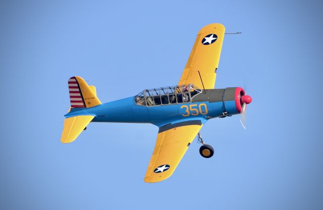 N313BT — - Vultee BT-13A Valiant N313BT, Displays at Duxford, Cambridgeshire. mp©ð¸