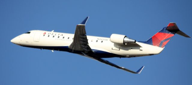 Canadair Regional Jet CRJ-200 (N443SW) - Operating as DELTA CONNECTION, off 30L for KSLC,  SkyWest # 4561   10-25-2015