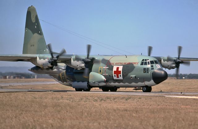 A97001 — - AUSTRALIA - AIR FORCE - LOCKHEED C-130H HERCULES (L-382-4780) - REG A97-001 (CN -382 ) - EDINBURGH RAAF BASE ADELAIDE SA. AUSTRALIA - YPED (22/1/1980)JUST FINISHED SCANNING AT 6400 DPI.