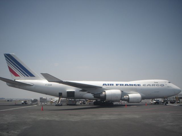 Boeing 747-200 (F-GIUB)