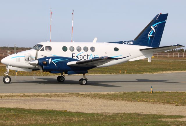 Beechcraft King Air 100 (C-FLRB) - Exact air, 18/05/2024