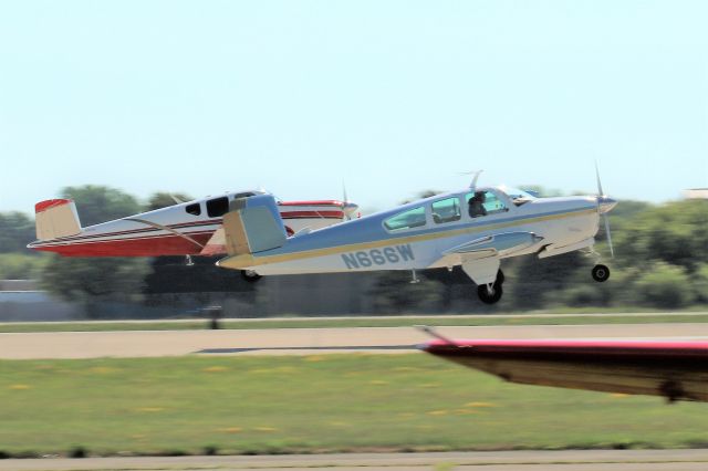 N666W — - Taking off at the 2022 EAA Airventure