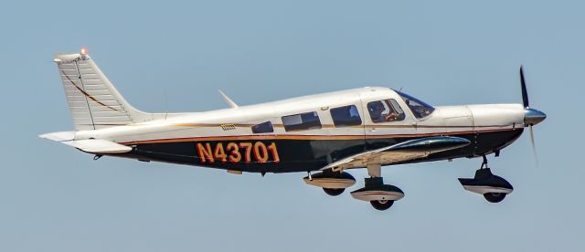Piper Saratoga (N43701) - N43701 Piper PA-32-300 Cherokee 6 300 s/n 32-7440139 - North Las Vegas Airport KVGTbr /Photo: TDelCorobr /May 24, 2024