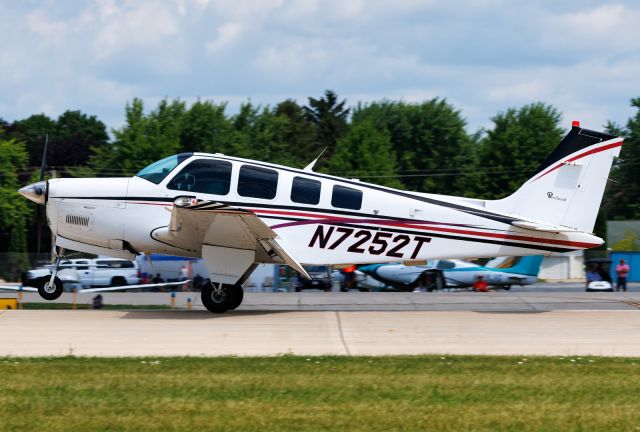 Beechcraft Bonanza (36) (N7252T)