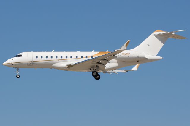 Bombardier Global Express (N116SF)